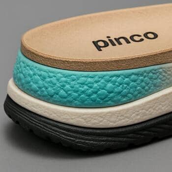 pinco taban katmanlarının kesit halinde yakın plan görünümü